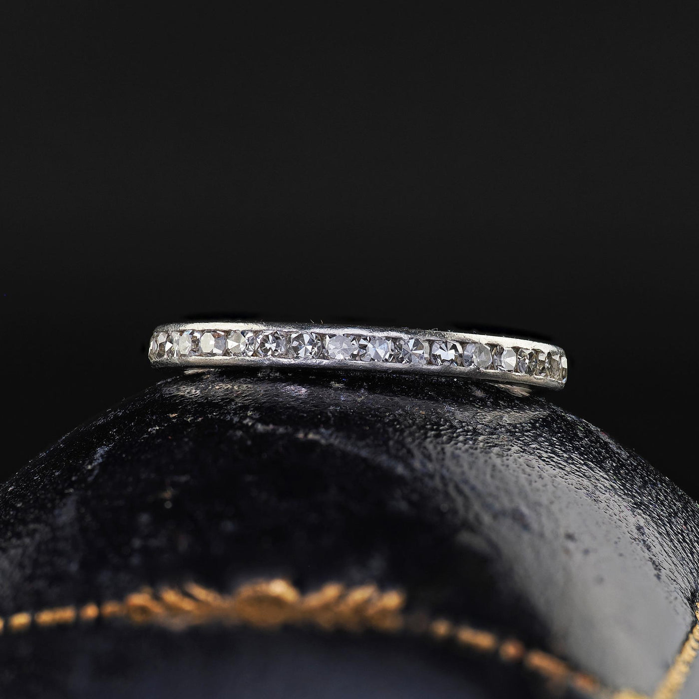 Antique Art Deco Platinum Single Cut Diamond Eternity Band Ring - Size 5 3/4