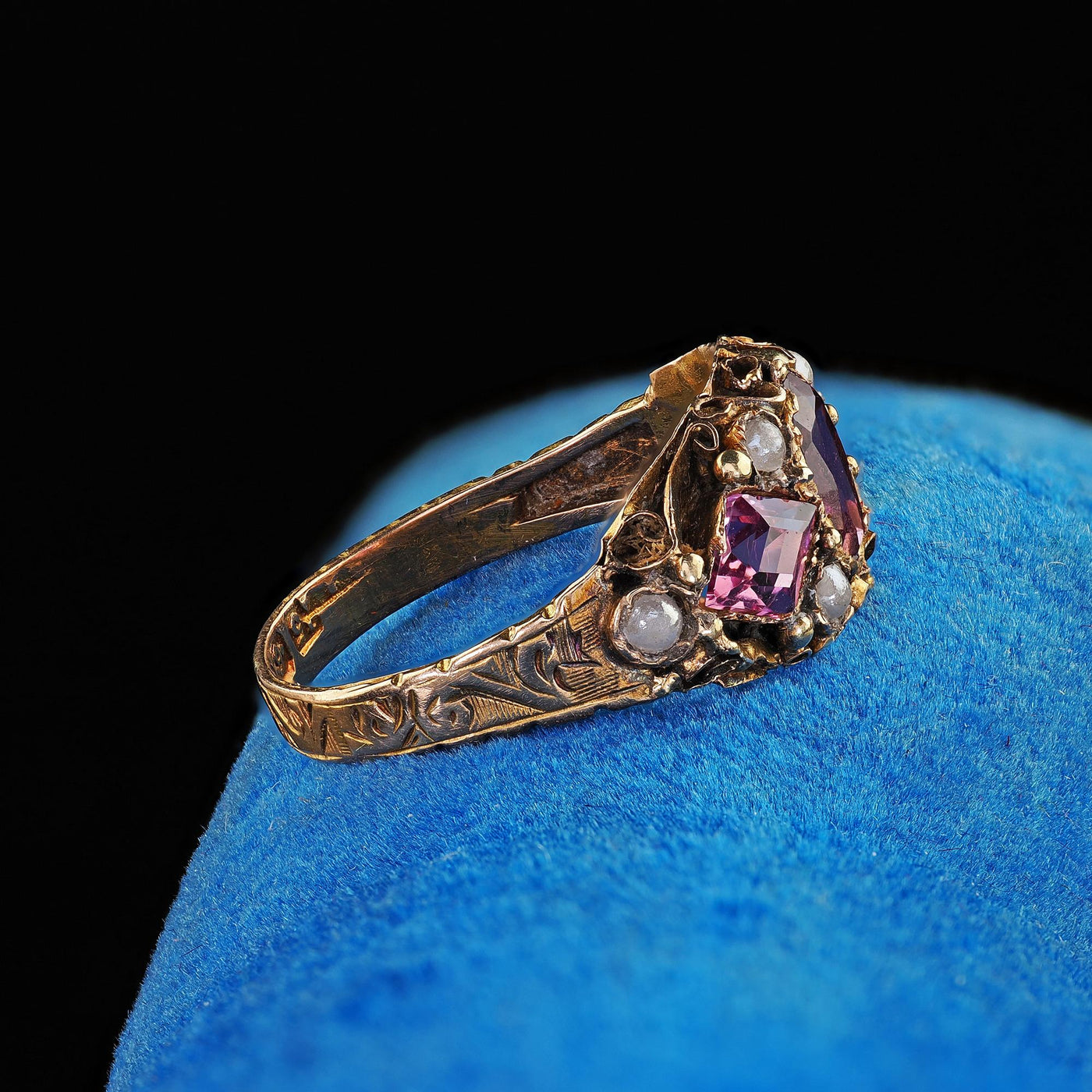 Antique Victorian English 15K Yellow Gold Rhodolite Garnet Pearl Engraved Ring