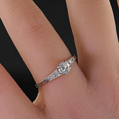 Vintage Retro Tiffany and Co Platinum Diamond Engagement Ring - Size 7 3/4