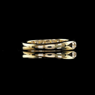 Contemporary 18K Yellow Gold Reclaimed French Cut Diamond Half Band - Size 4