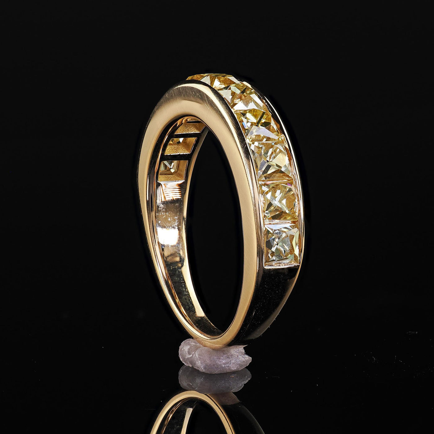Contemporary 18K Yellow Gold Reclaimed Yellow French Cut Diamond Wedding Band