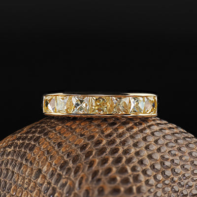 Contemporary 18K Yellow Gold Reclaimed Yellow French Cut Diamond Wedding Band