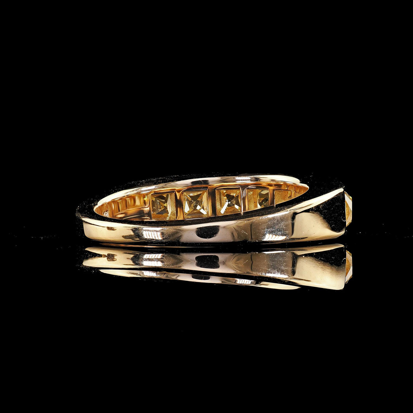 Contemporary 18K Yellow Gold Reclaimed Yellow French Cut Diamond Wedding Band