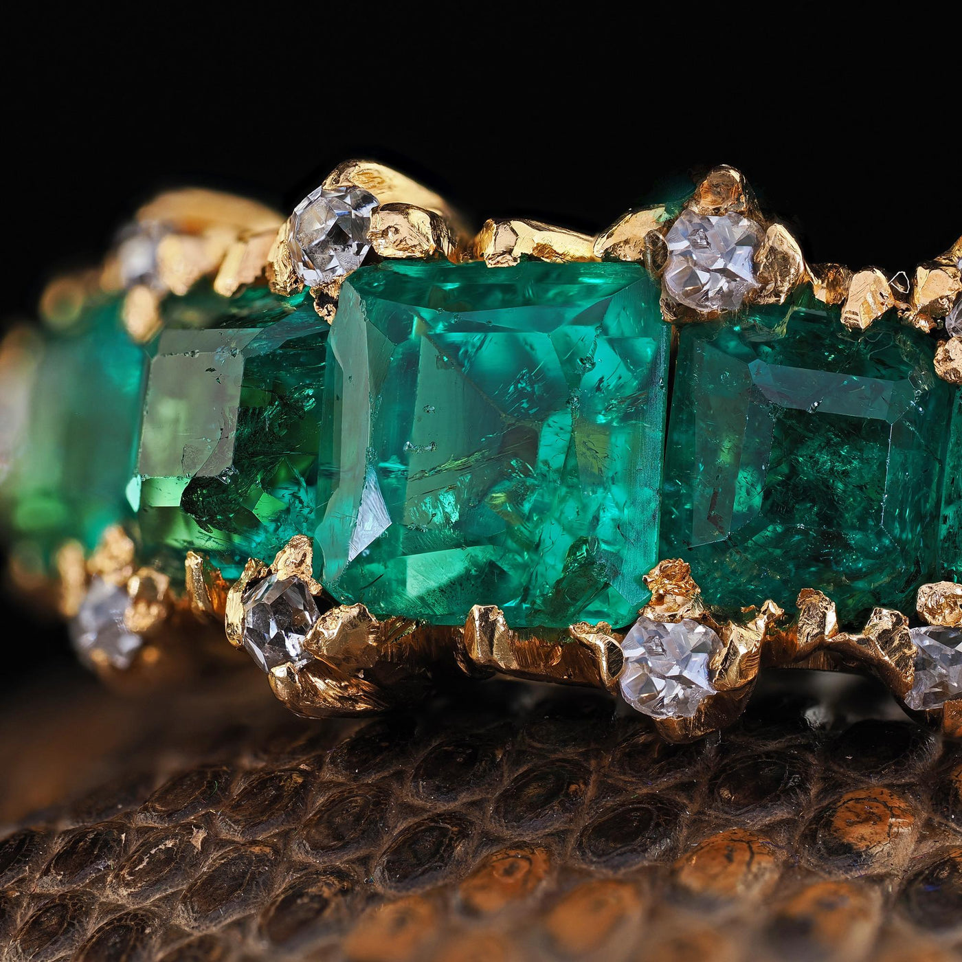 Antique Victorian 20k Yellow Gold Colombian Emerald and Diamond Five Stone Ring