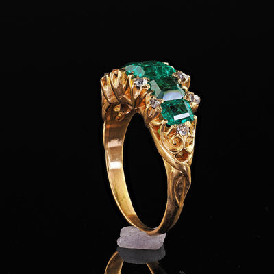 Antique Victorian 20k Yellow Gold Colombian Emerald and Diamond Five Stone Ring