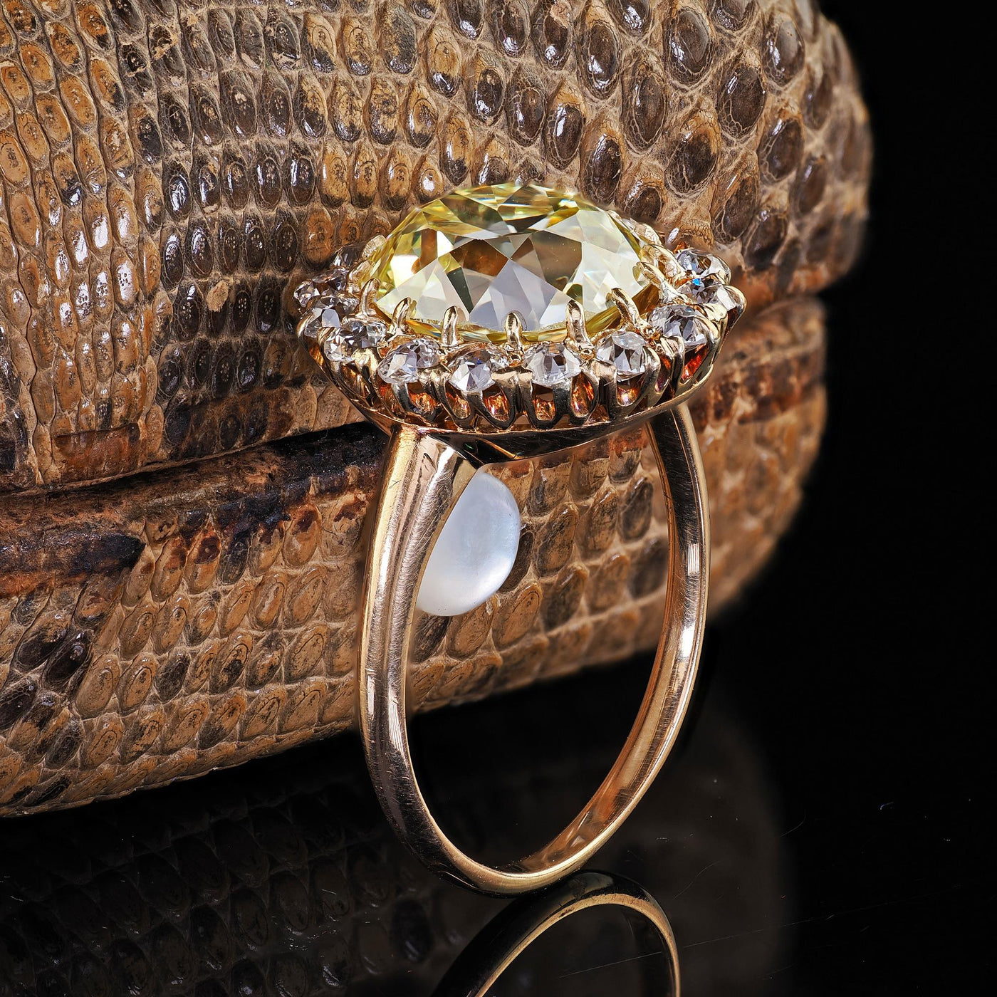 Antique Victorian 18K Gold Fancy Yellow Old Mine Diamond Engagement Ring - GIA