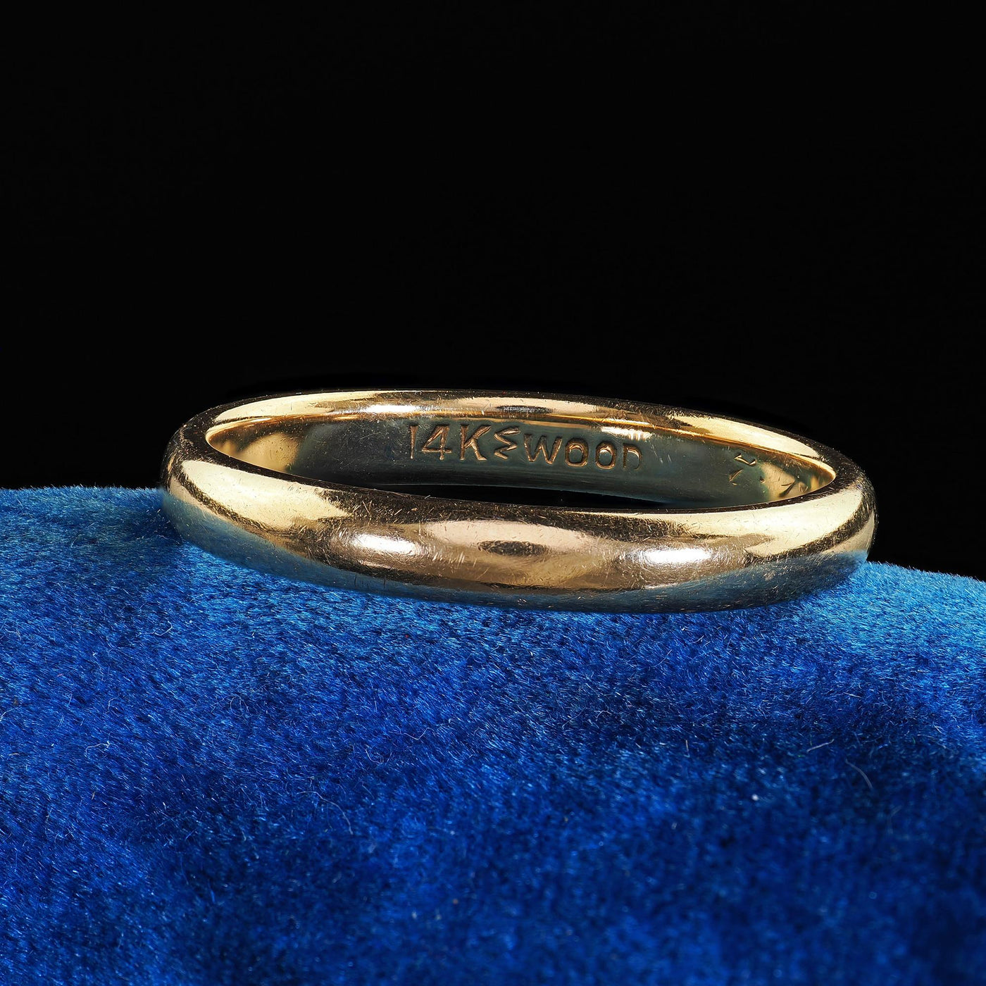 Vintage Art Deco Woods 14K Yellow Gold Classic Engraved Wedding Band - Size 10