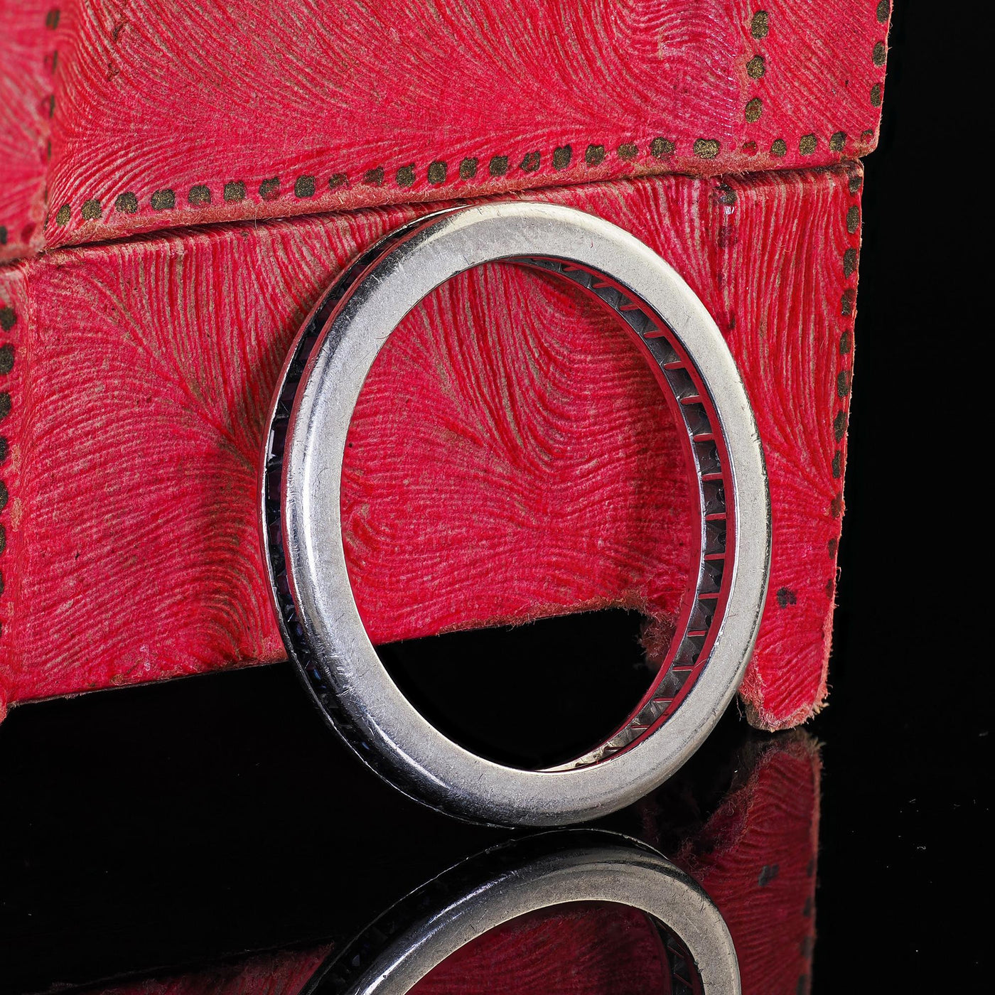 Vintage Estate Retro 18K White Gold Sapphire Eternity Band - Size 6 3/4