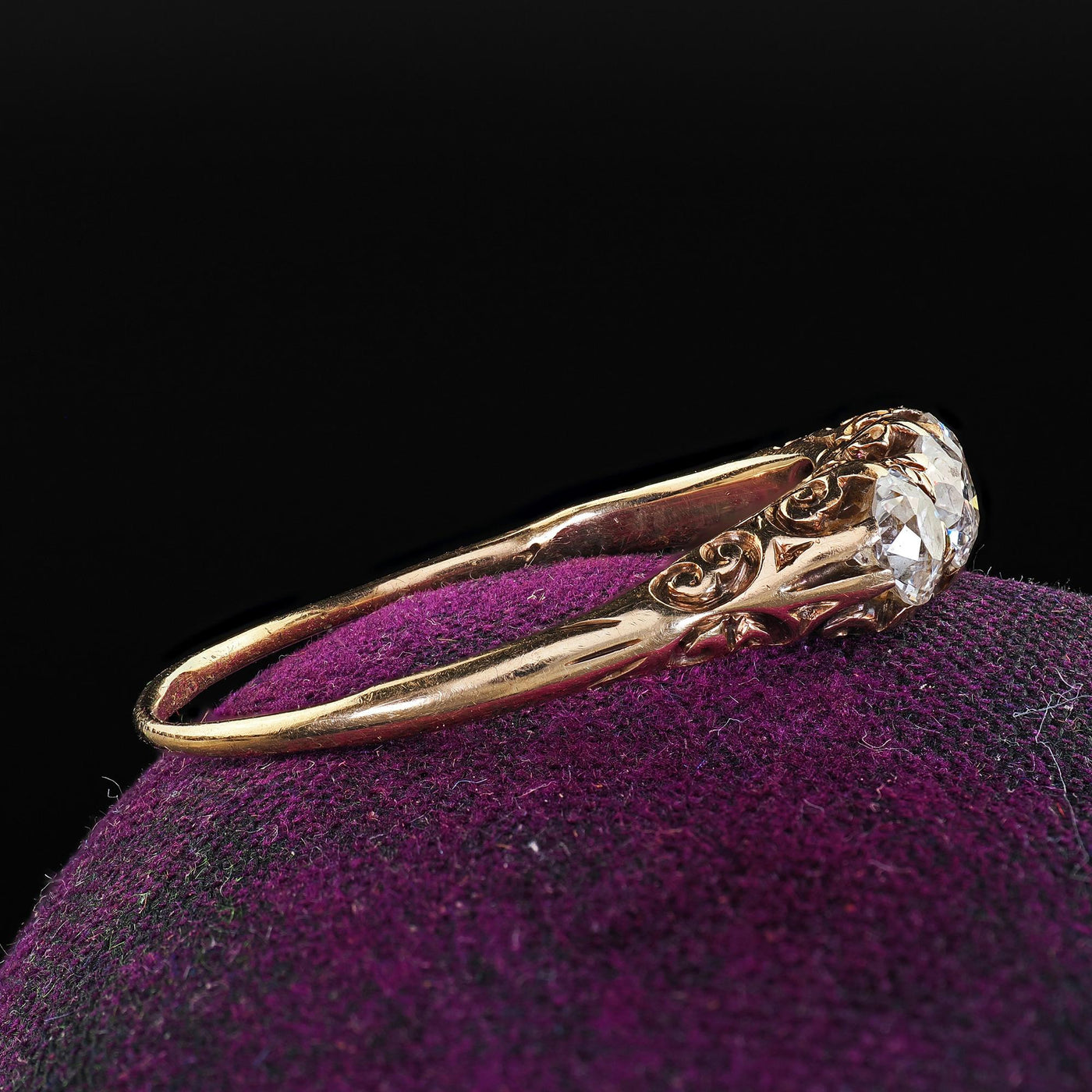 Antique Victorian 14K Yellow Gold Old Cut Diamond Three Stone Engraved Ring