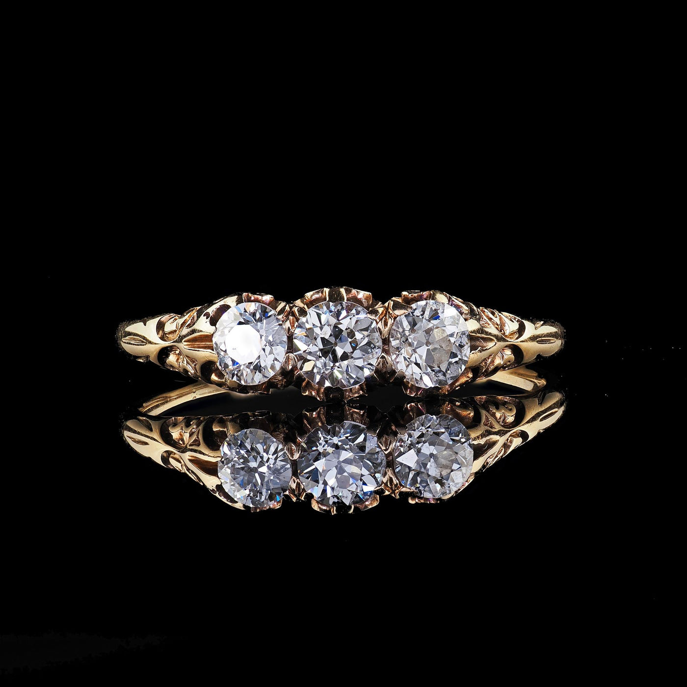 Antique Victorian 14K Yellow Gold Old Cut Diamond Three Stone Engraved Ring