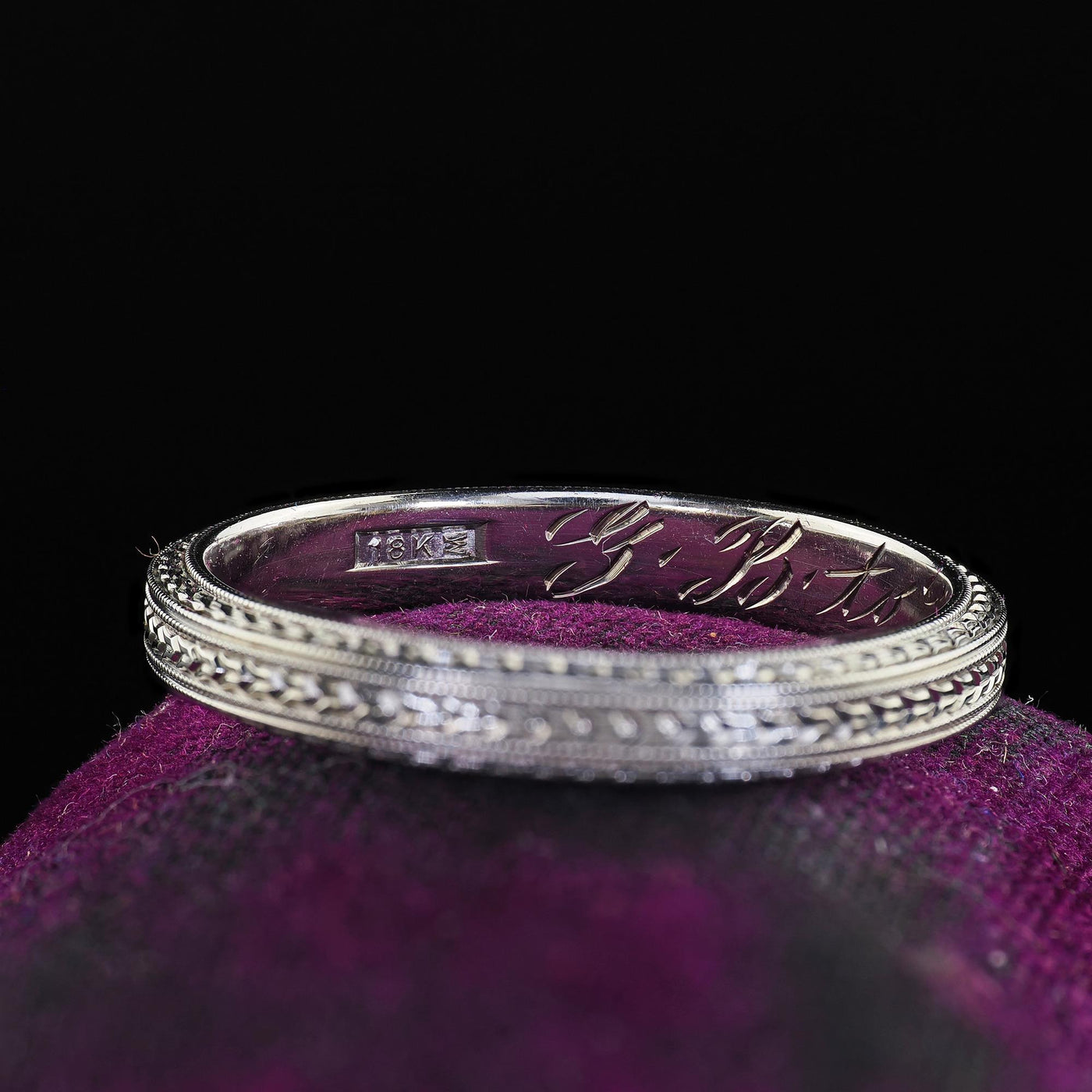 Vintage Art Deco Woods Sons 18K White Gold Engraved Wheat Pattern Wedding Band