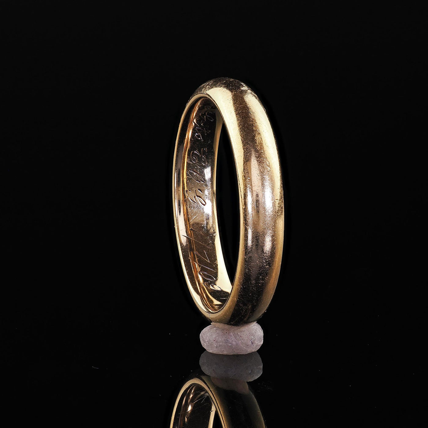 Antique Edwardian 18K Yellow Gold Engraved Classic Wedding Band - Size 7