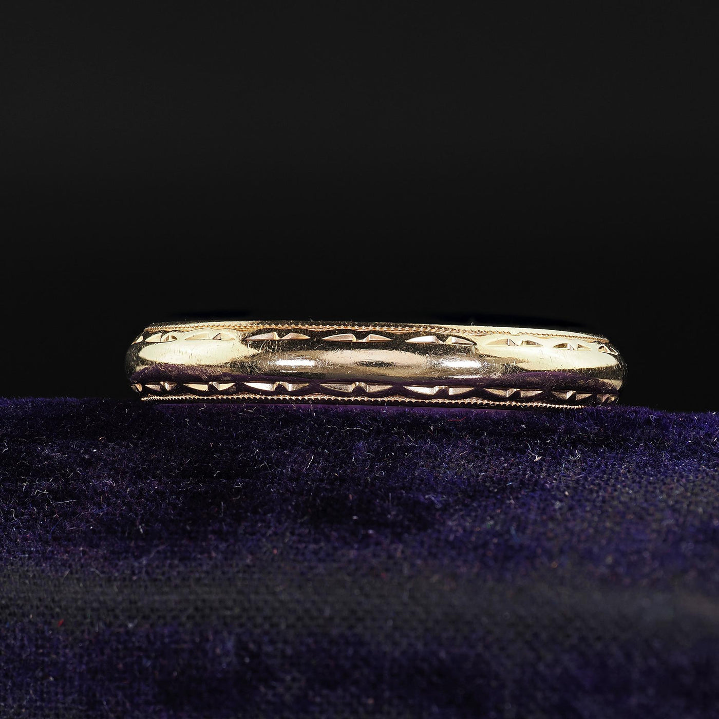 Antique Art Deco 14K Yellow Gold Engraved Wedding Band - Size 11