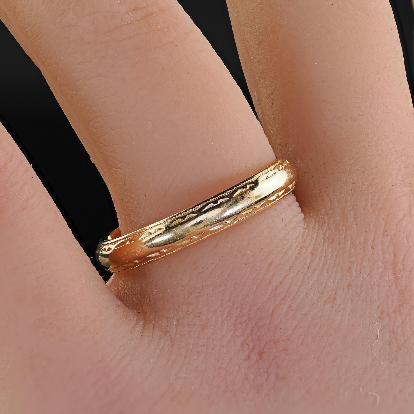 Antique Art Deco 14K Yellow Gold Engraved Wedding Band - Size 11