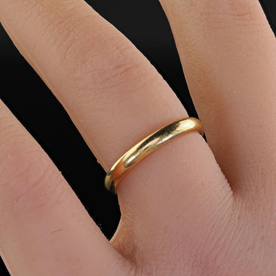 Vintage Tiffany and Co 18K Yellow Gold Classic Wedding Band - Size 6 1/2