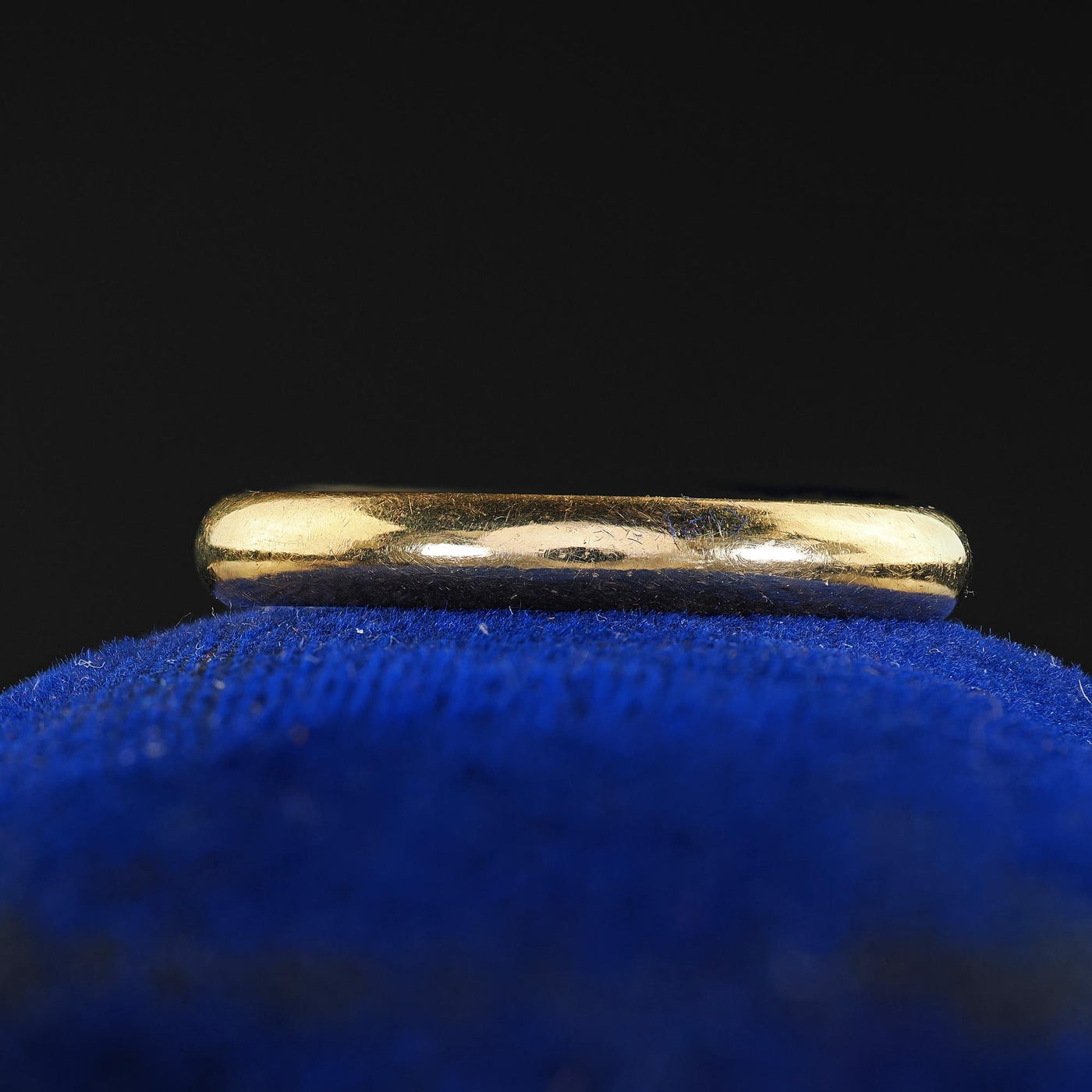 Vintage Tiffany and Co 18K Yellow Gold Classic Wedding Band - Size 6 1/2