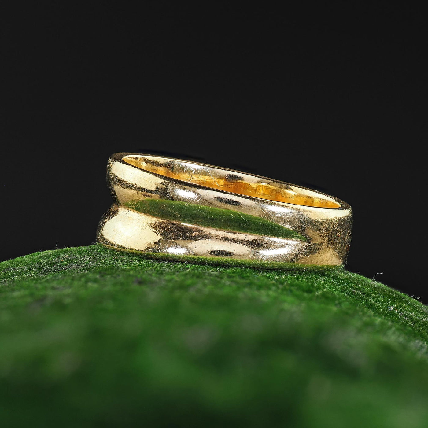 Vintage Tiffany and Co 18K Yellow Gold Wide Wedding Band - Size 6 1/4