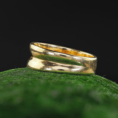 Vintage Tiffany and Co 18K Yellow Gold Wide Wedding Band - Size 6 1/4