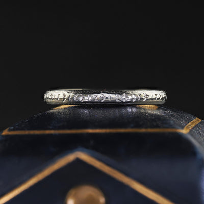 Antique Art Deco Woods and Sons 18K Two Tone Gold Engraved Wedding Band - Size 7