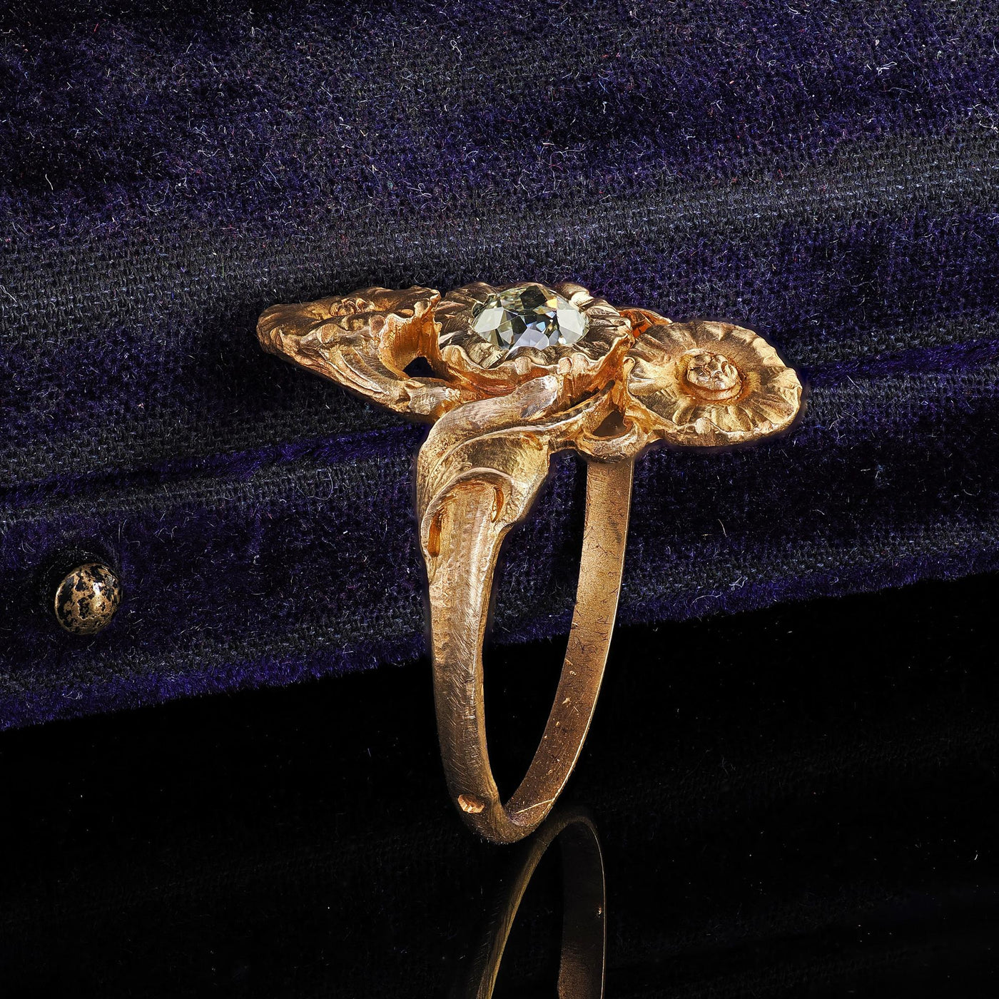 Antique French Art Nouveau 18K Yellow Gold Old Mine Diamond Floral Ring
