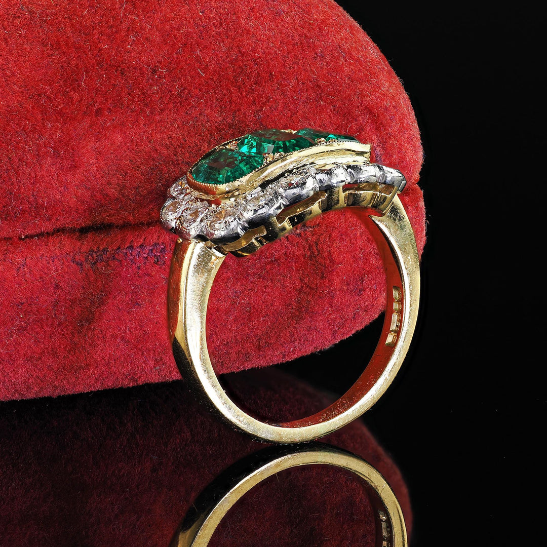 Vintage Estate English 18K Gold No Oil Colombian Emerald Diamond