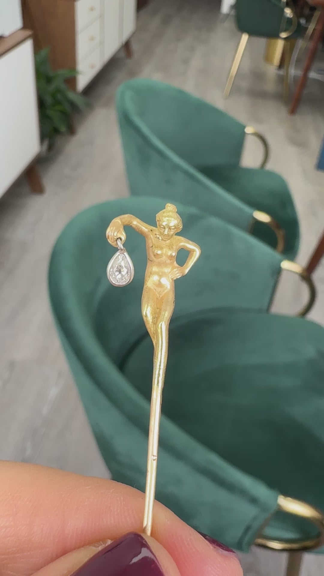 Antique Art Nouveau French 18K Gold Old Pear Diamond Lorette Woman Stick Pin