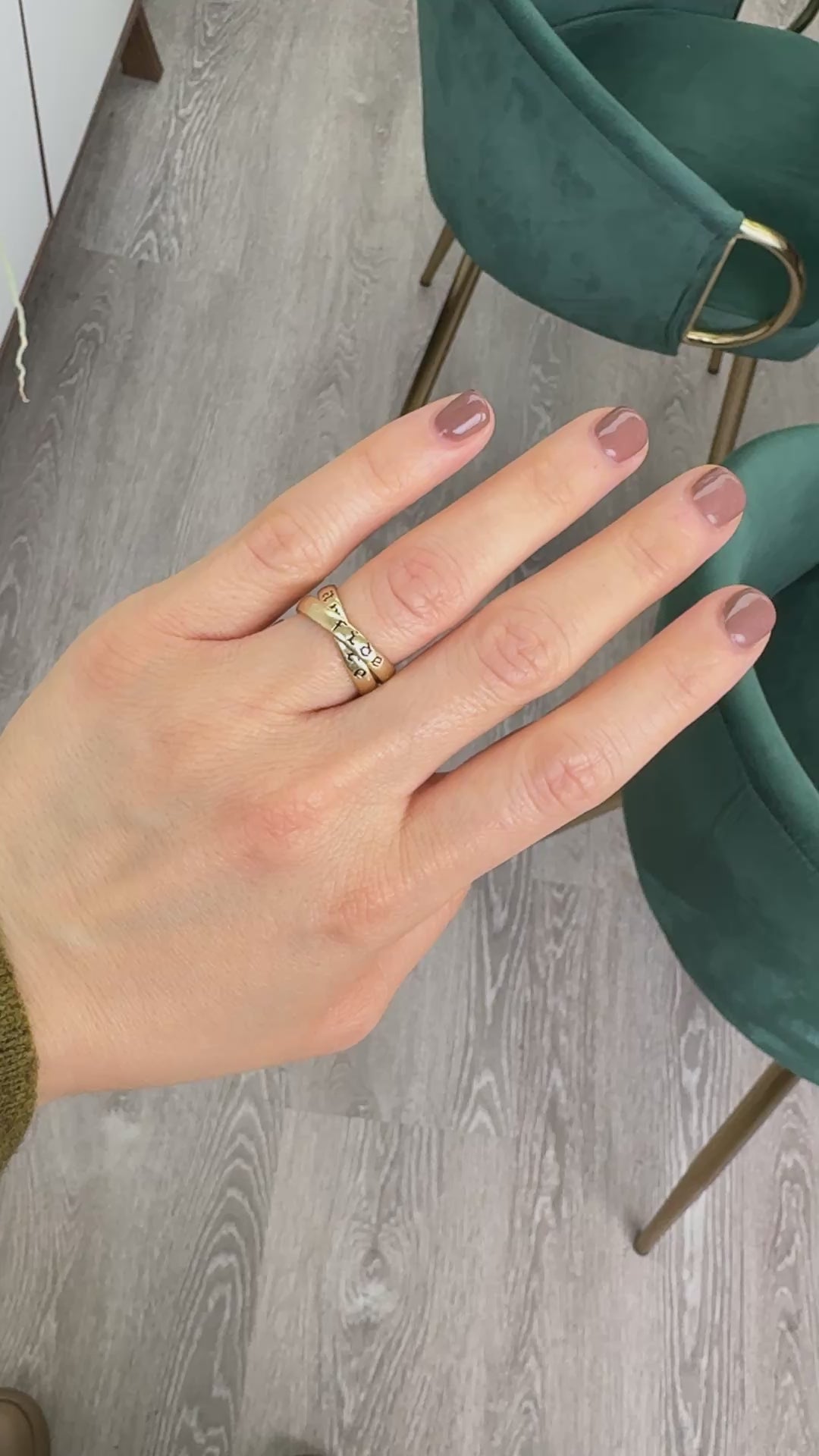 Vintage Estate 14K Yellow Gold Amore Fide Intertwined Band Rolling Ring