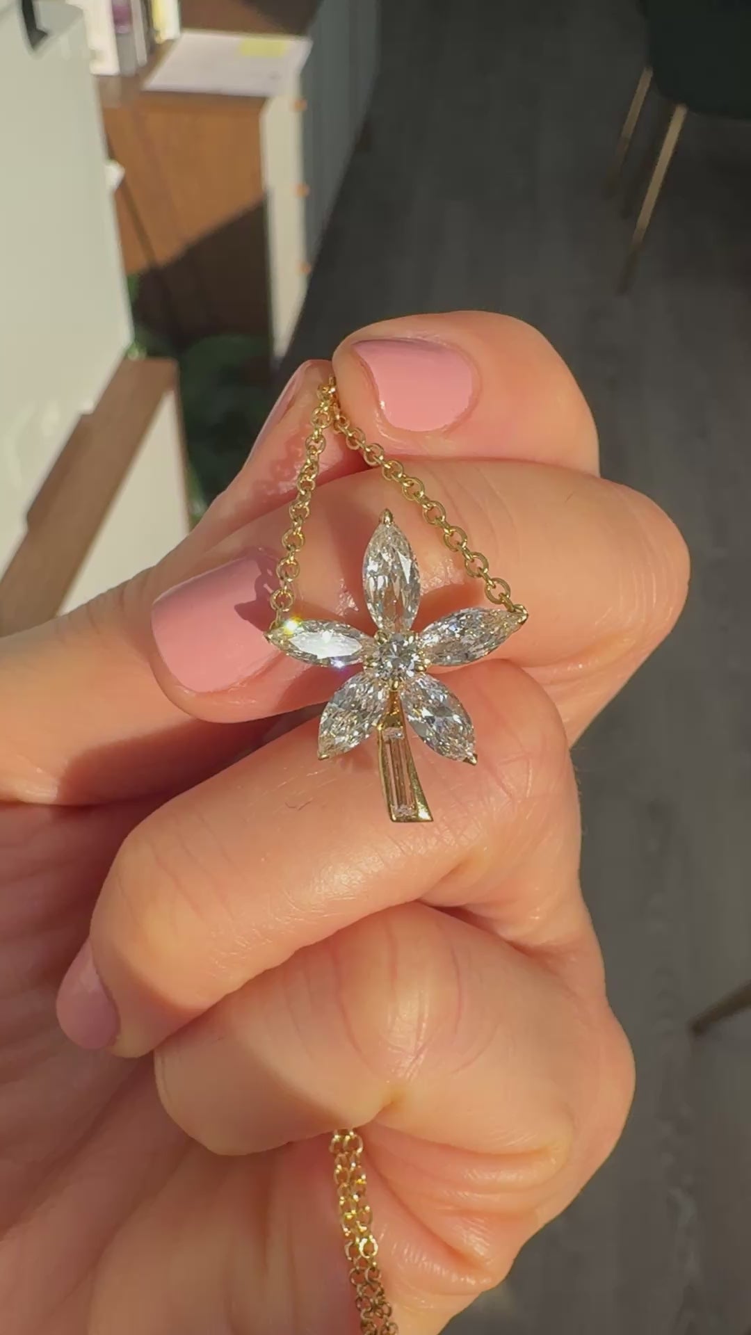 Vintage Estate 18K Yellow Gold Marquise Baguette Diamond Flower Pendant Necklace
