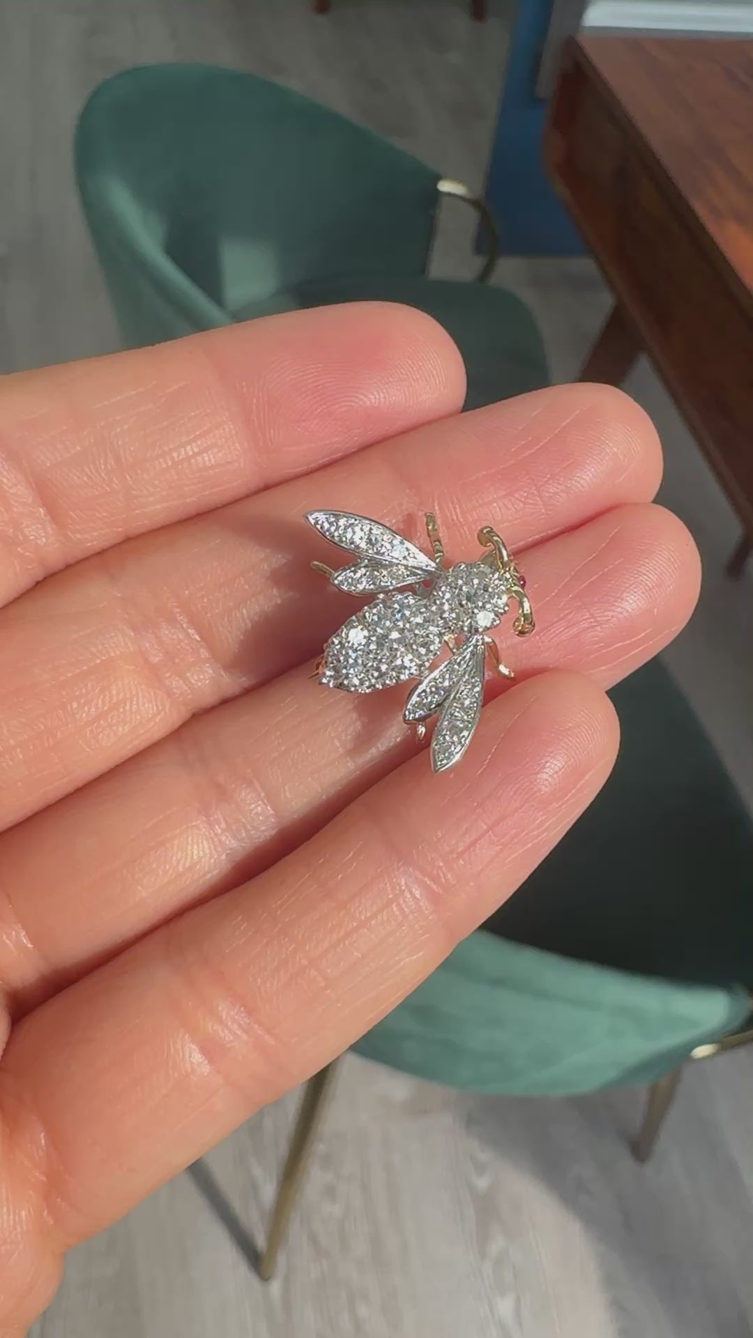 Vintage Estate 14K Two Tone Gold Single Cut Diamond Bee Pin Brooch