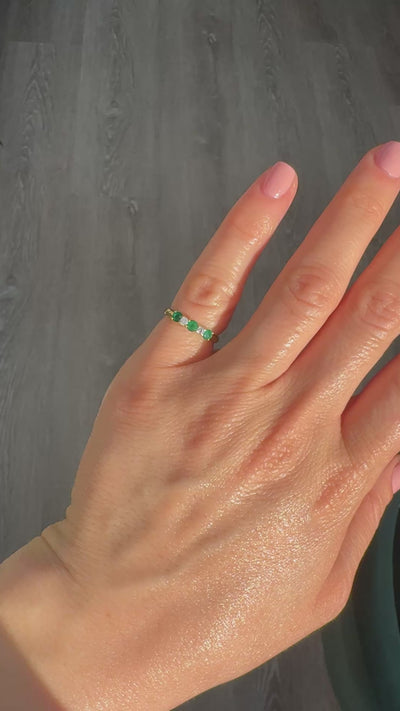 Vintage Estate Tiffany and Co 18K Yellow Gold Diamond and Emerald Band Ring