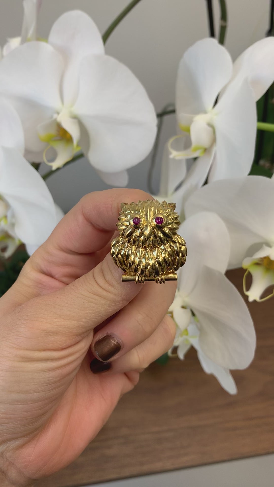 Vintage Tiffany and Co 18K Yellow Gold Ruby Owl Brooch Pin