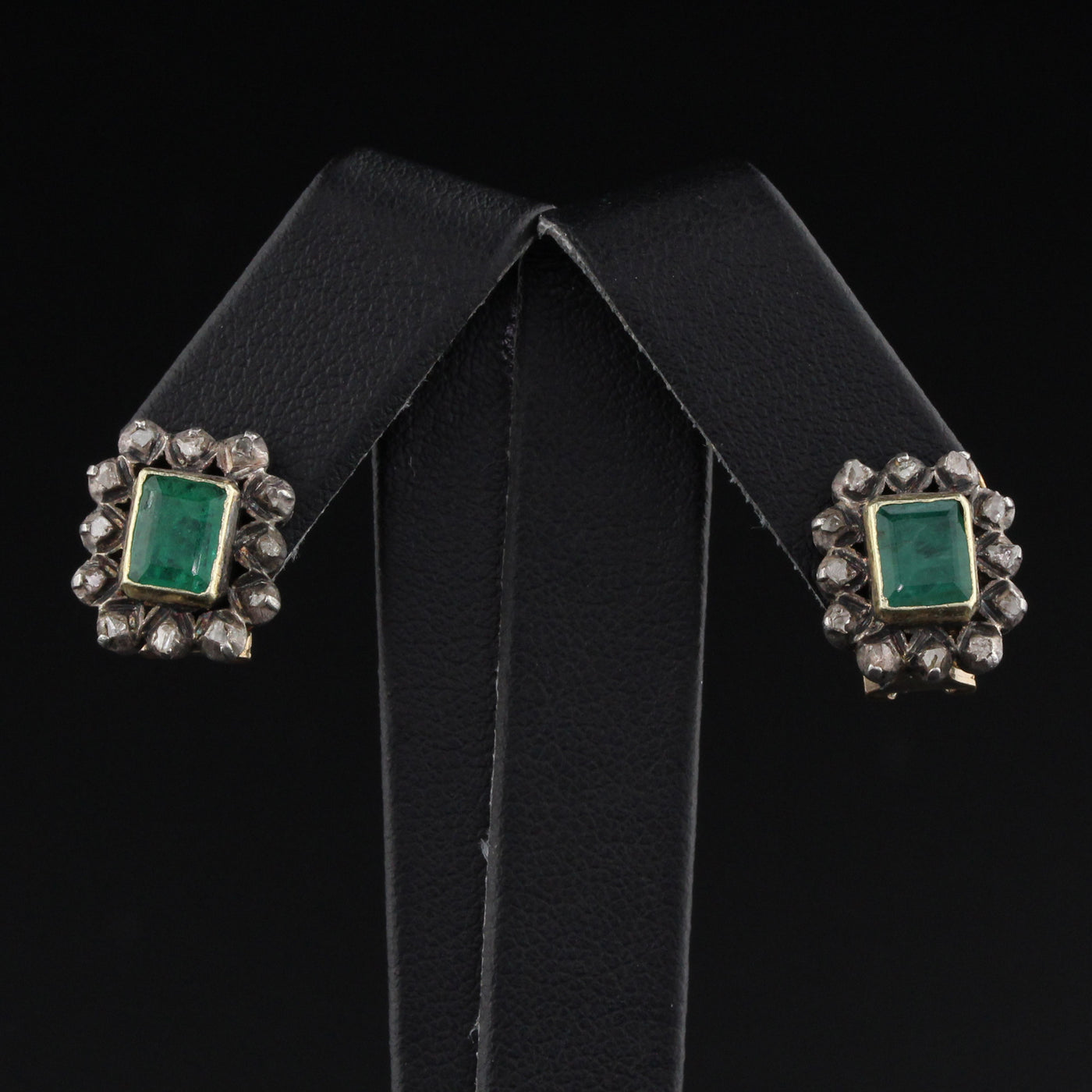 Antique Georgian 18K Yellow Gold, Emerald and Diamond Earrings