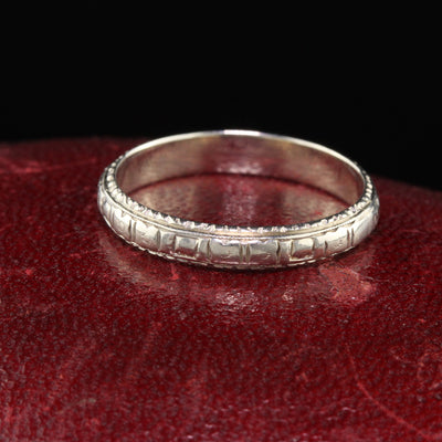 Antique Art Deco 18K White Gold Engraved Wedding Band - Size 9 1/2