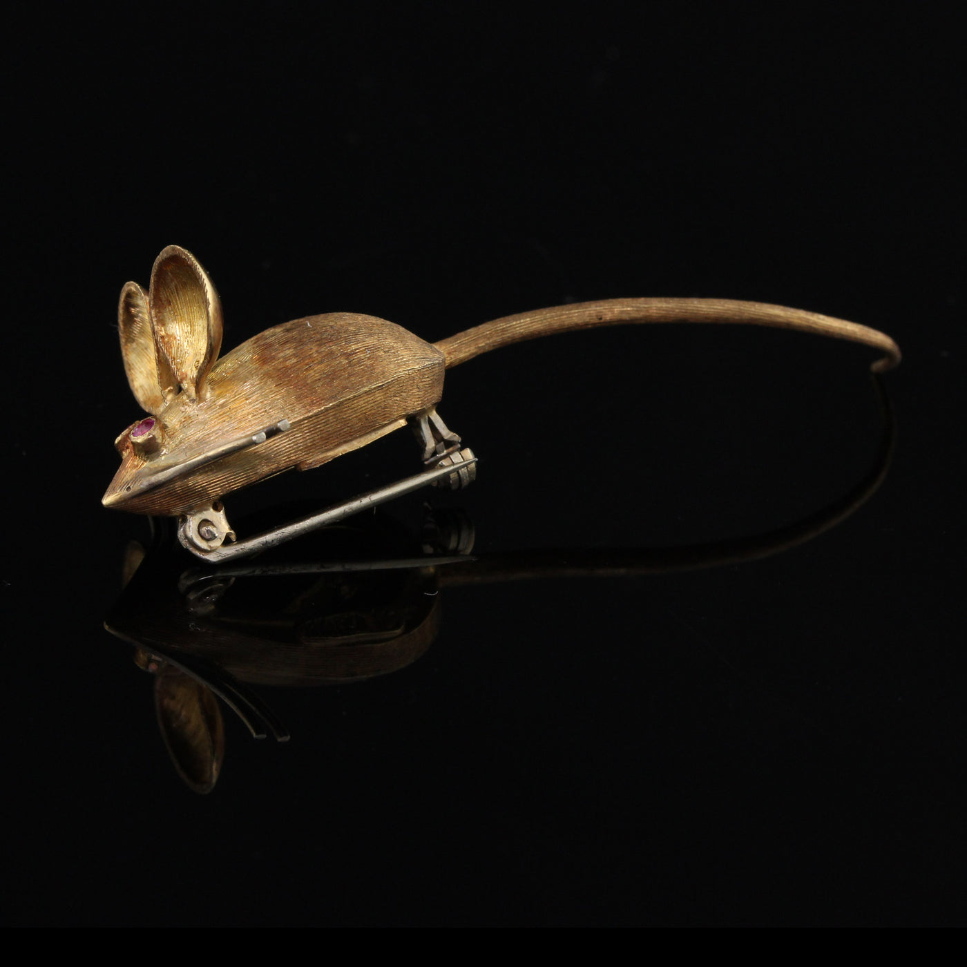 Antique Victorian 18K Yellow Gold Mouse Brooch - The Antique Parlour