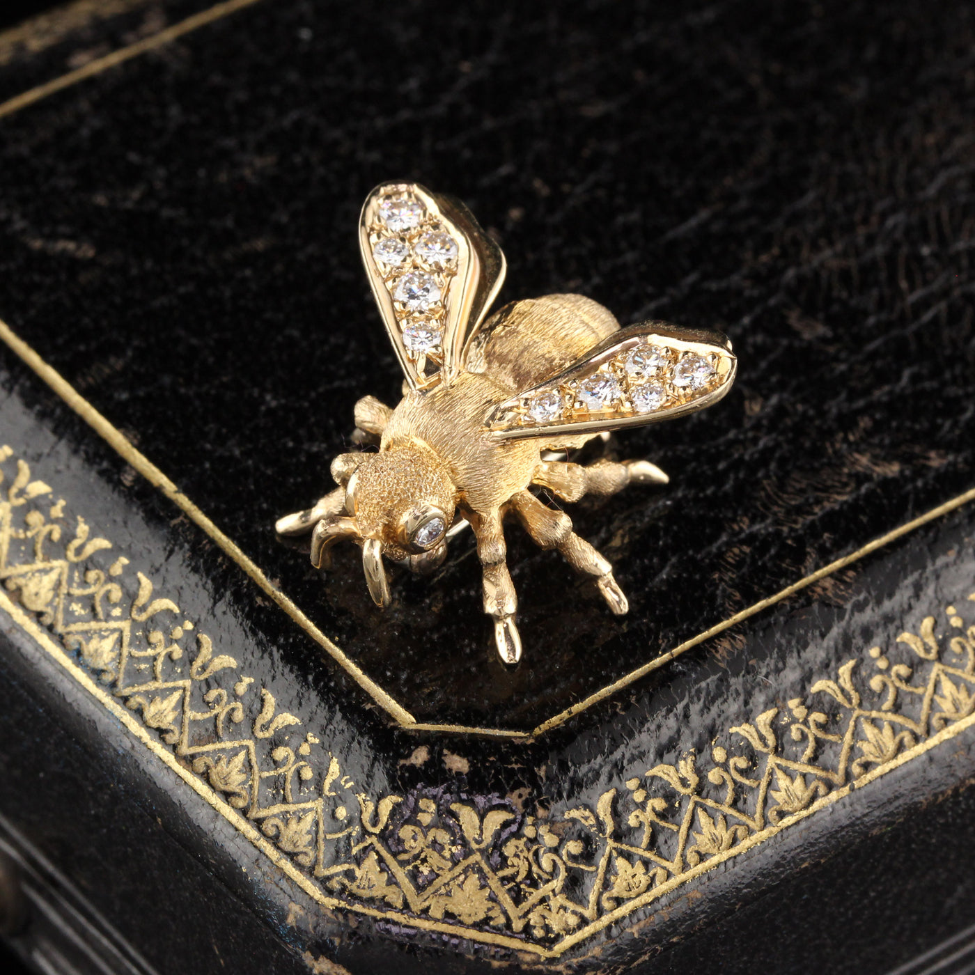 Vintage Henry Dankner 14K Yellow Gold Diamond Bee Brooch Pin