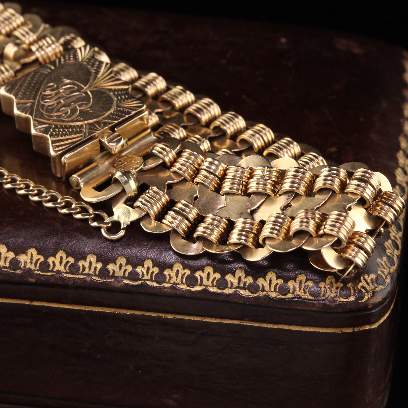 Antique Victorian 14K Yellow Gold Chain Bracelet