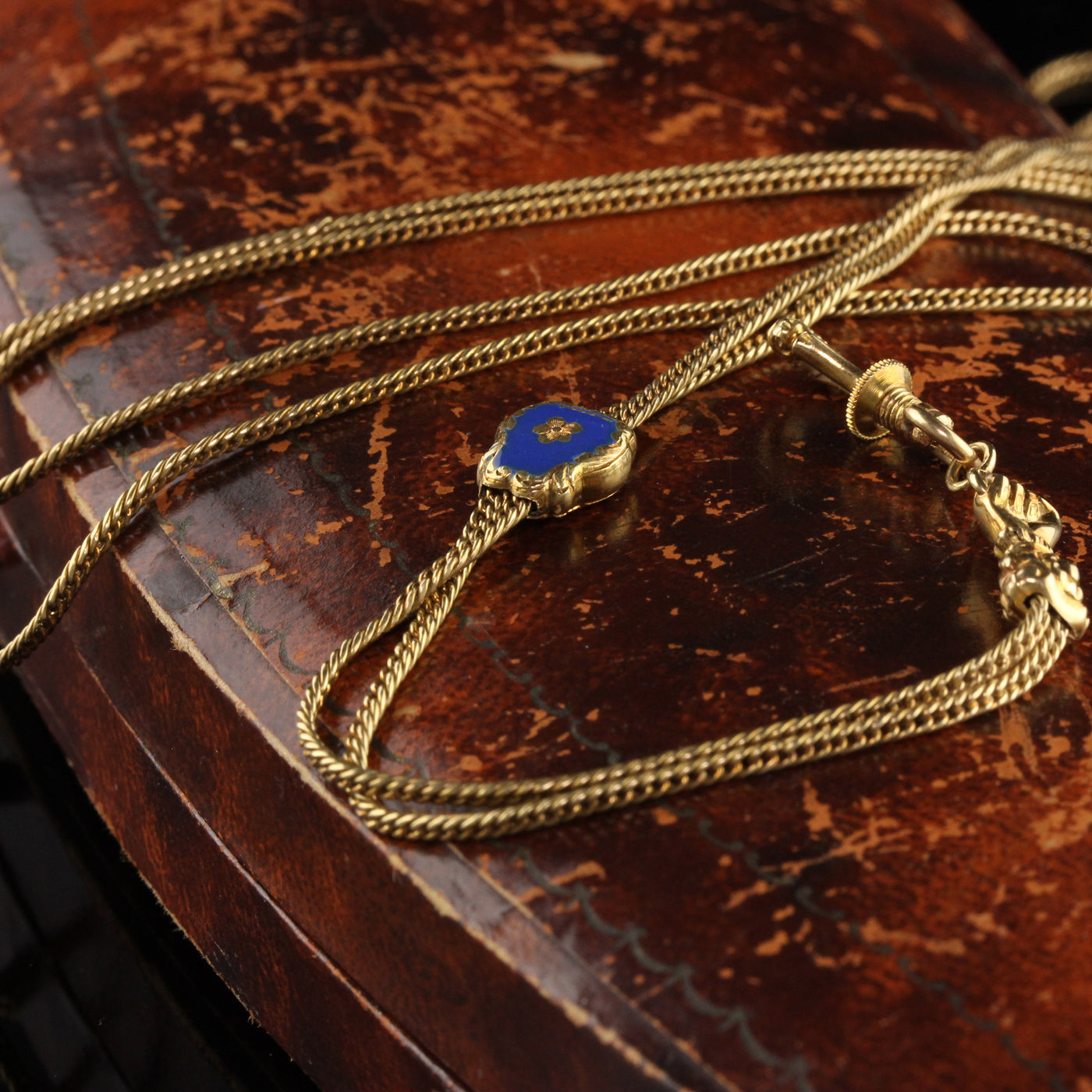 Antique Victorian 18K Yellow Gold Lariat Blue Enamel Chain With Hand - 46 Inches
