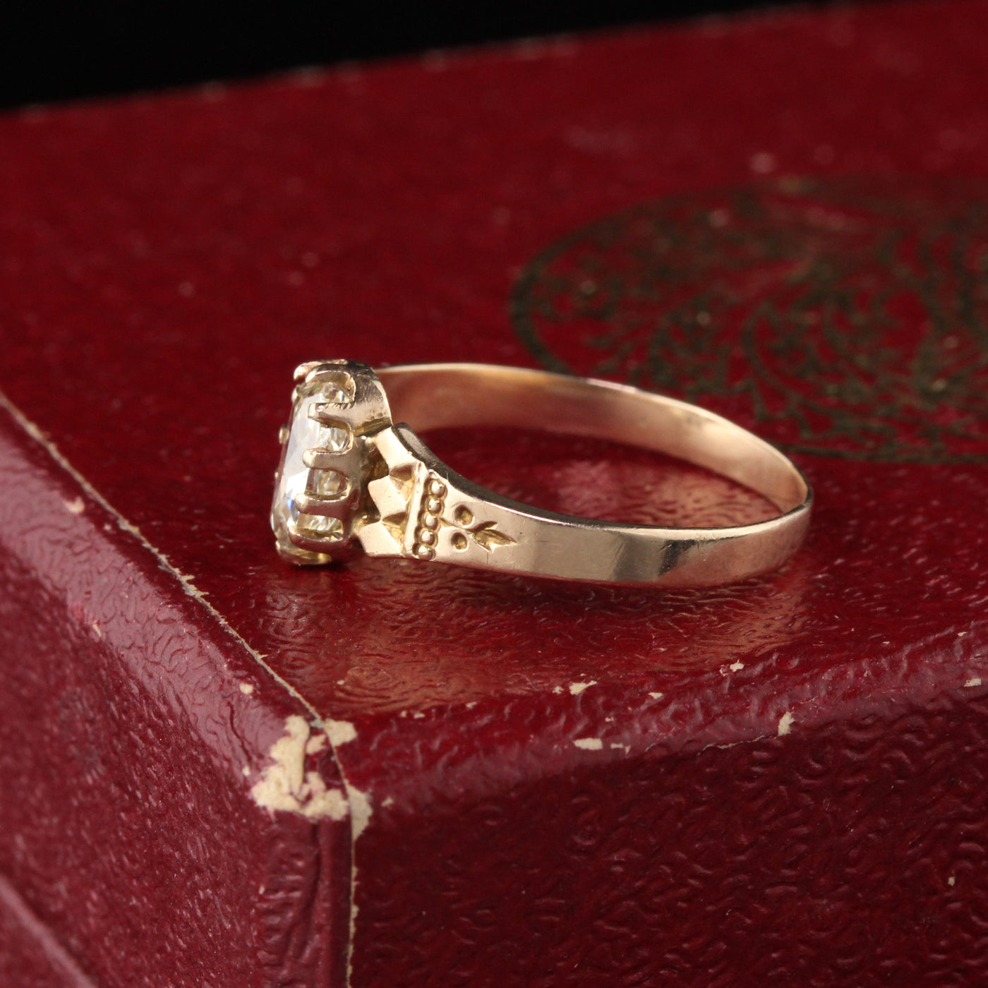 Antique Victorian 10K Yellow Gold Oval Diamond Engagement Ring