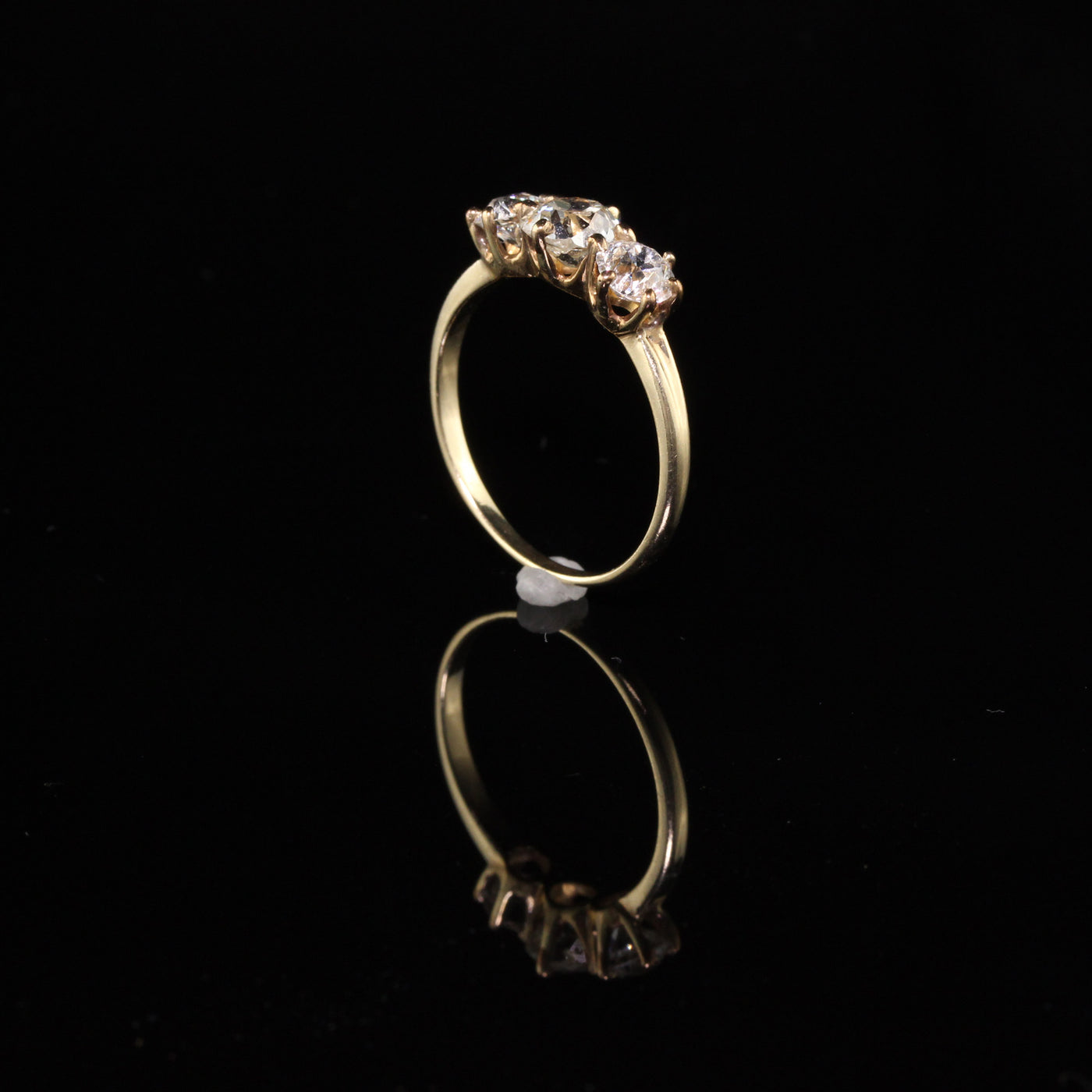 Antique Art Deco 14K Yellow Gold Diamond Engagement Ring