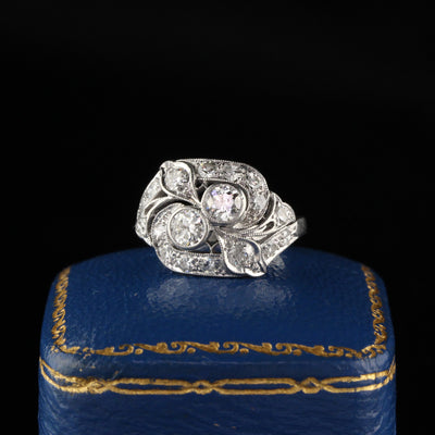 Antique Art Deco Platinum Diamond Engagement Ring