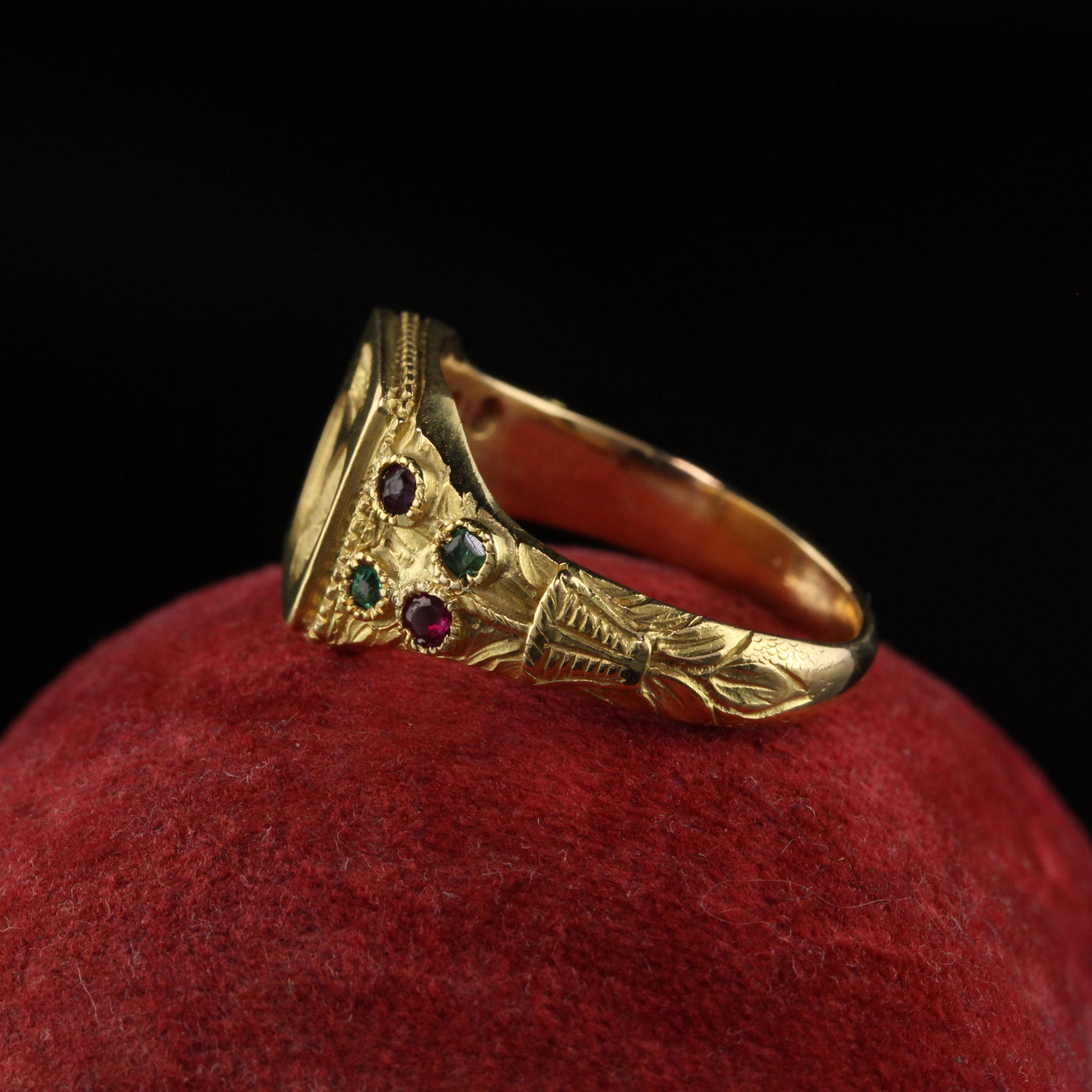 Antique Victorian 18K Yellow Gold Emerald and Ruby Ring