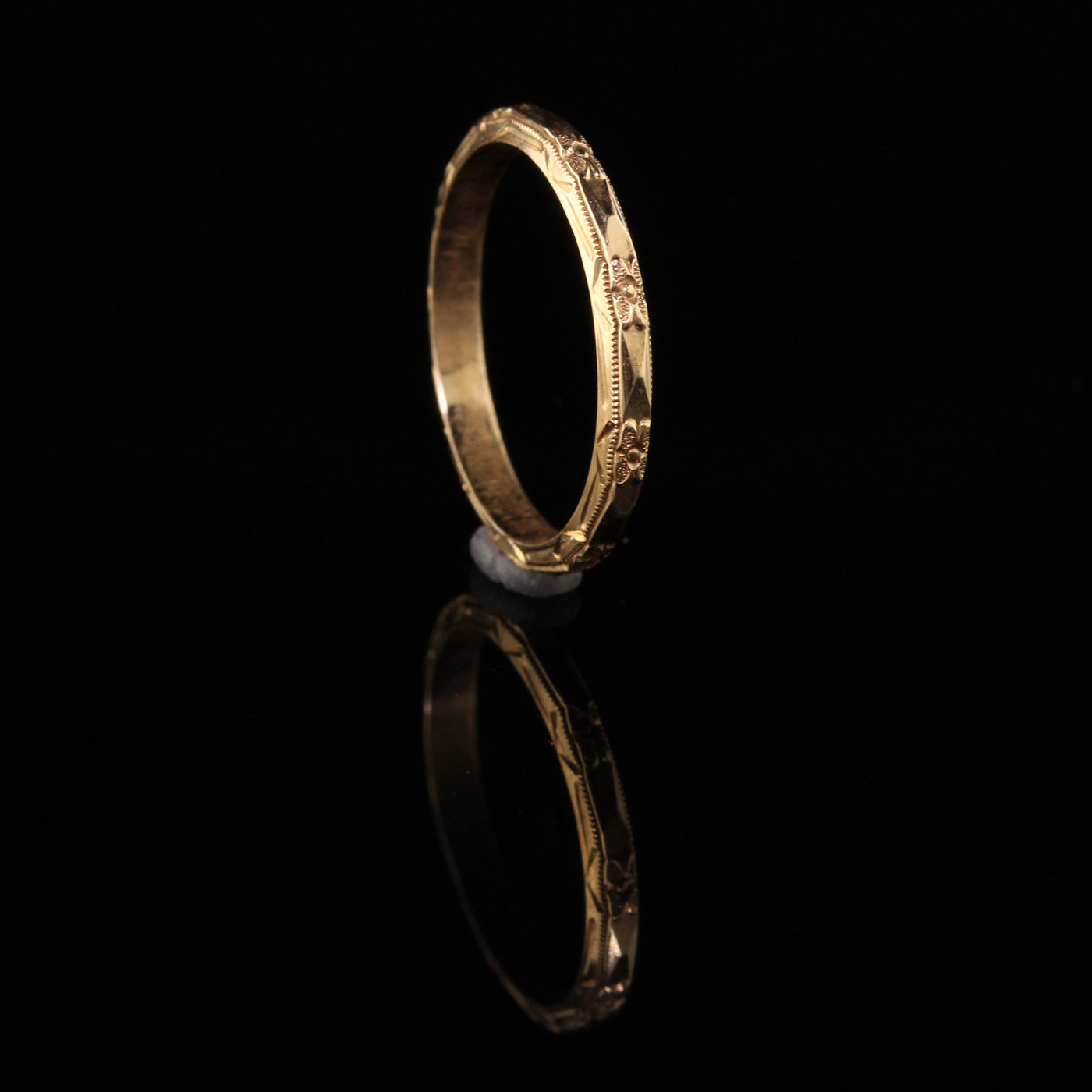 Antique Art Deco 14K Yellow Gold Engraved Wedding Band - Size 6