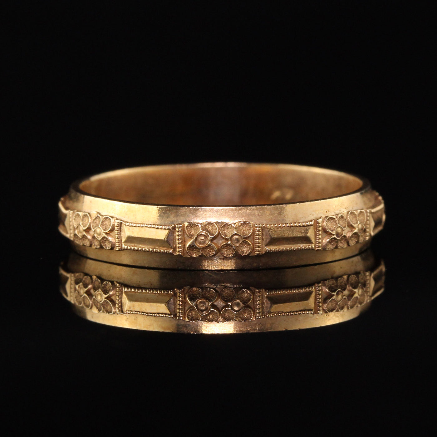 Antique Art Deco 14K Yellow Gold Engraved Wedding Band - Size 9 1/4