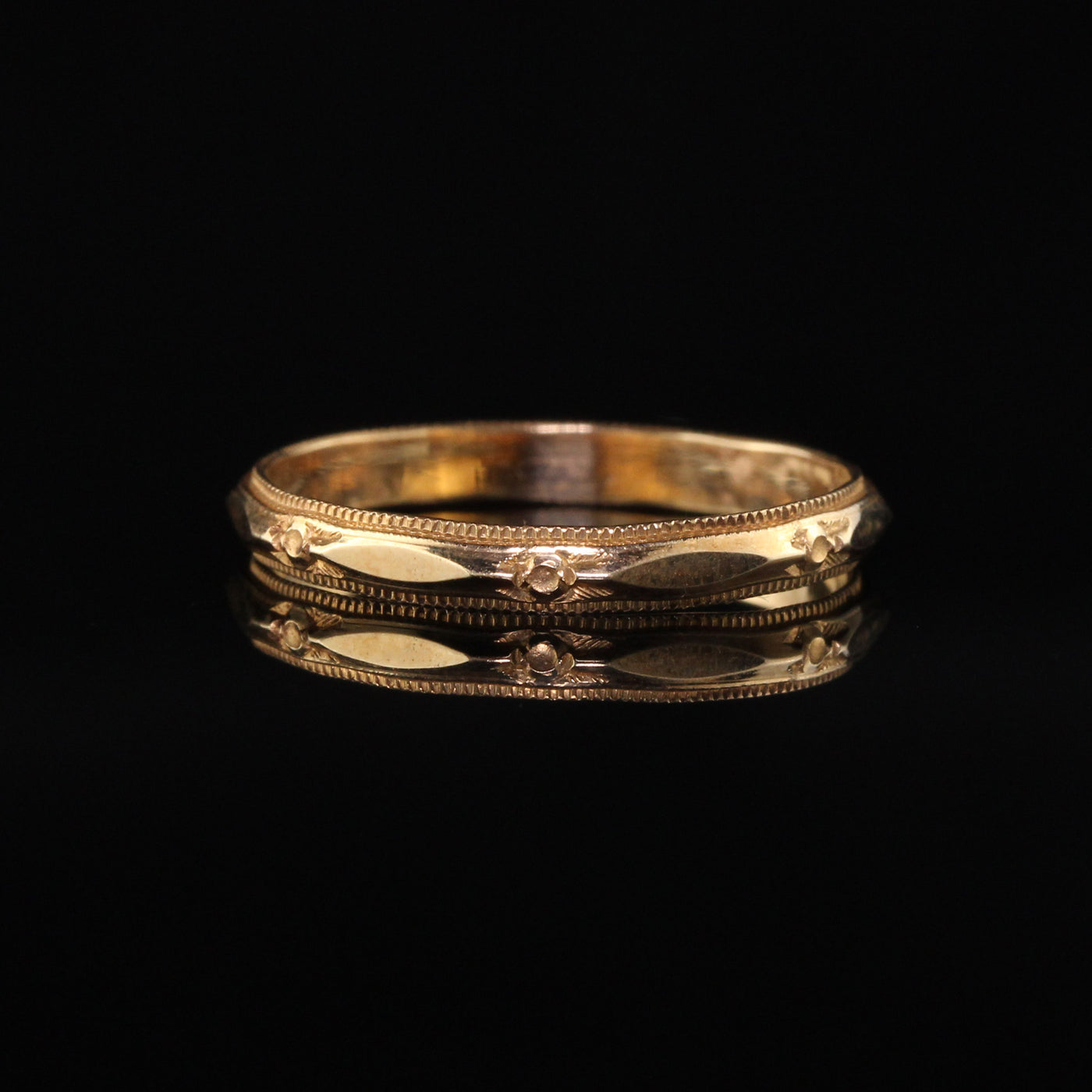 Antique Art Deco 14K Yellow Gold Engraved Wedding Band - Size 6 1/2