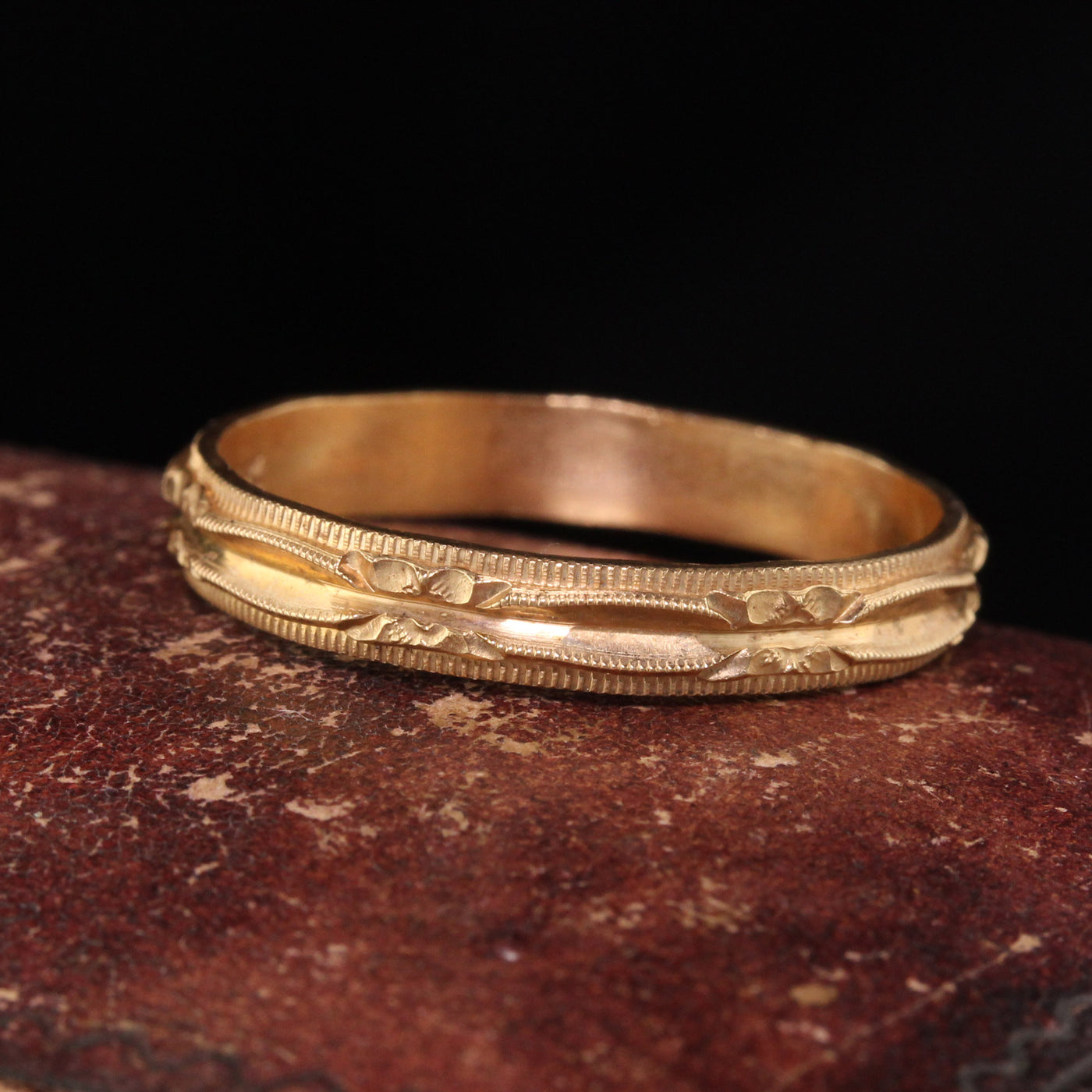 Antique Art Deco 14K Yellow Gold Engraved Wedding Band - Size 10 3/4