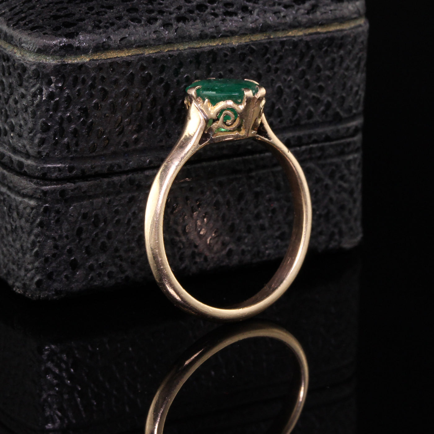 Antique Victorian 14K Yellow Gold Emerald Engagement Ring