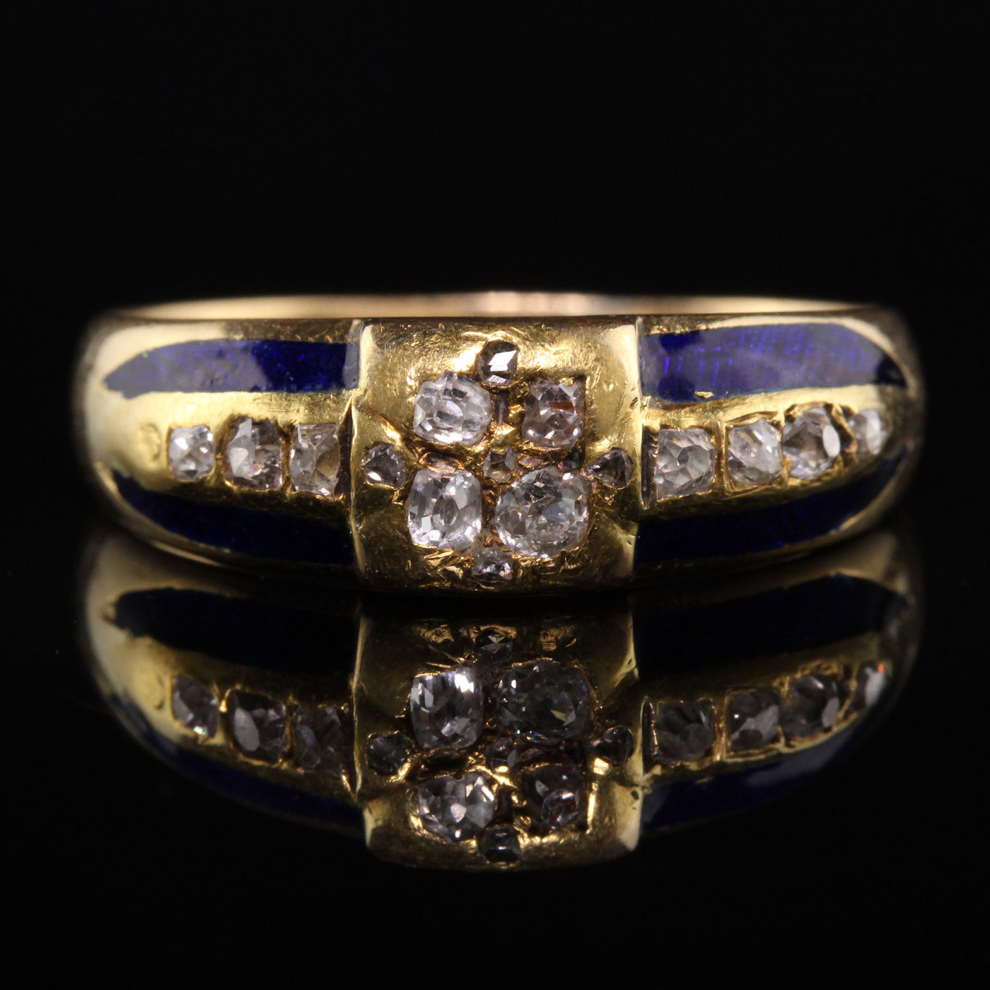 Antique Art Deco 18K Yellow Gold Old Mine Cut Diamond Enamel Ring