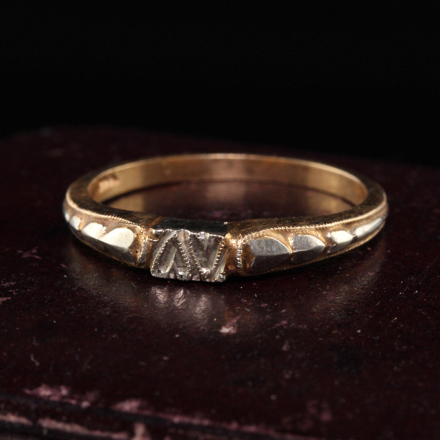 Antique Art Deco 14K Yellow Gold Two Tone Engraved Heart Wedding Band