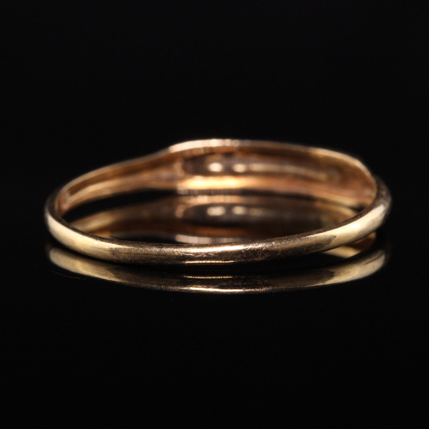 Antique Art Deco 14K Yellow Gold Two Tone Engraved Wedding Band - Size 6 1/4