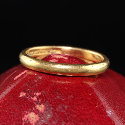 Antique Art Deco PEACOCK 22K Yellow Gold Engraved Classic Wedding Band - Size 10 1/2
